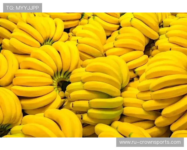 侯志慧赛前吃香蕉被拍，结果家里冰箱塞满同款进口蕉