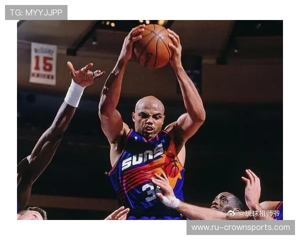 巴克利背打压制奥拉朱旺成92-93MVP争议